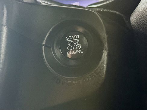 Used 2021 Jeep Renegade Latitude image 26