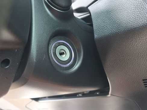 Used 2022 Toyota RAV4 LE image 21