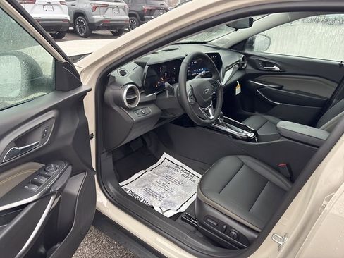 New 2026 Chevrolet Trax ACTIV w/ Driver Confidence Package image 15