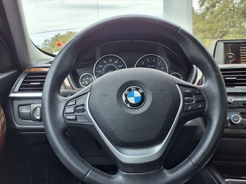 Used 2014 BMW 328i Sedan w/ Premium Package RWD image 23