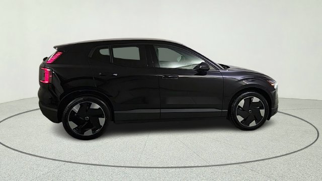 New 2026 Volvo EX30 Ultra w/ Protection Package AWD/4WD image 8