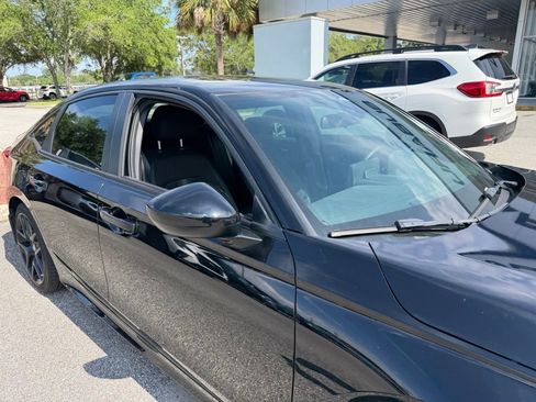 Used 2023 Honda Civic Sport image 14