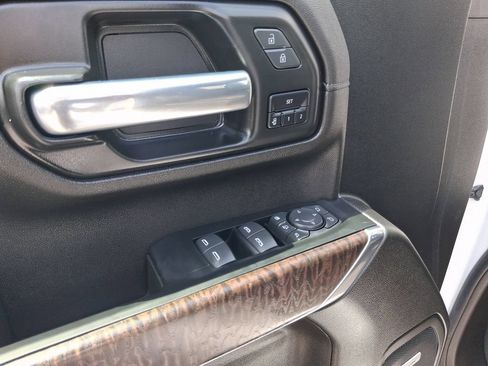 Used 2023 GMC Sierra 3500 Denali AWD/4WD image 18
