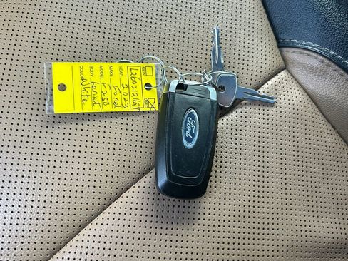 Used 2023 Ford F250 Lariat w/ Lariat Ultimate Package image 44