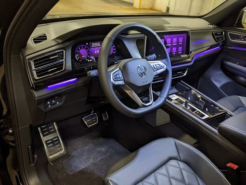 New 2026 Volkswagen Atlas Cross Sport SEL Premium R-Line image 8