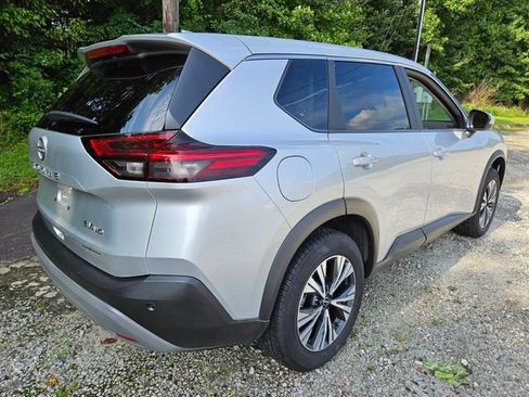 Used 2023 Nissan Rogue SV AWD/4WD image 7