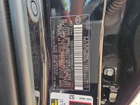 Used 2025 Toyota Camry SE FWD image 31