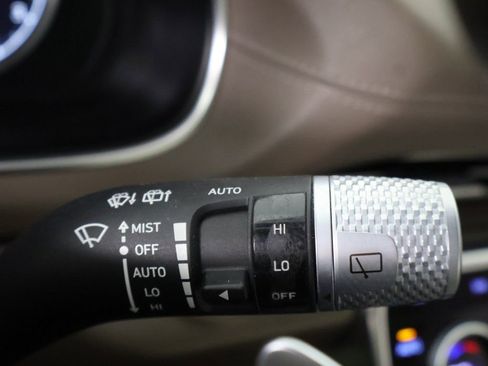 Used 2021 Genesis GV80 2.5T w/ Prestige Package 04 AWD/4WD image 48