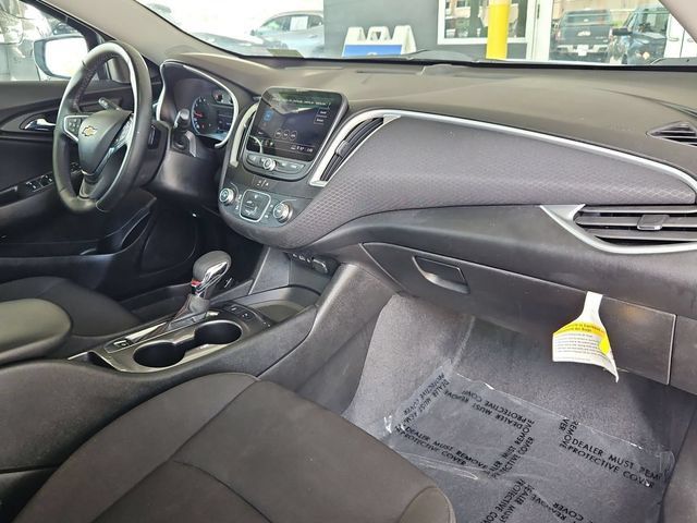 Used 2024 Chevrolet Malibu RS FWD image 29