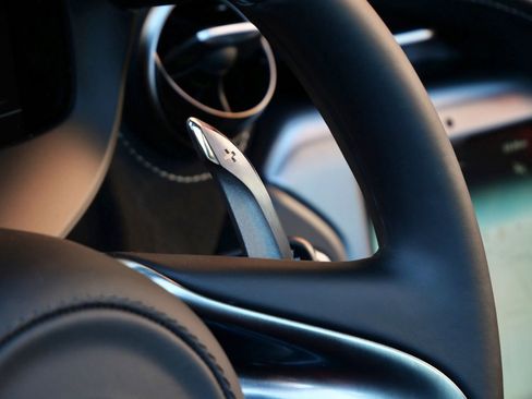 New 2026 McLaren 750S image 10