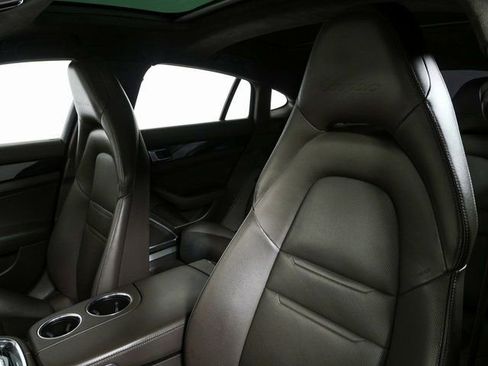 Certified 2020 Porsche Panamera Turbo w/ Sport Package AWD/4WD image 5