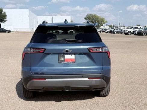 Used 2026 Chevrolet Equinox LT w/ Midnight Edition FWD image 7