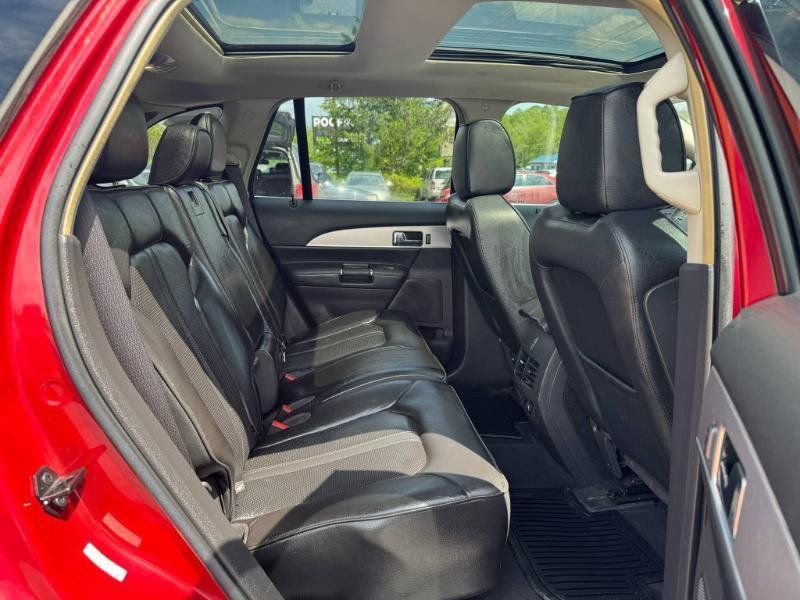 Used 2012 Lincoln MKX AWD image 16