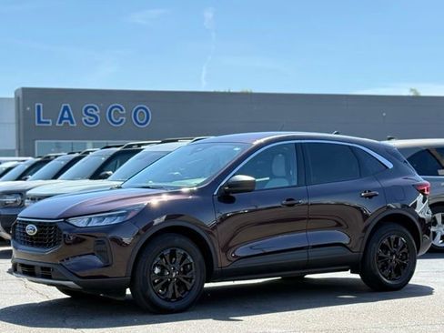 Used 2023 Ford Escape Active AWD/4WD image 31