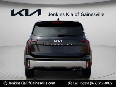 New 2025 Kia Telluride EX w/ EX Captain's Chair Package FWD image 5