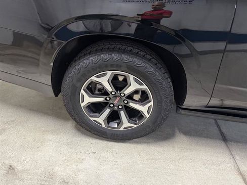 Certified 2025 GMC Yukon XL AT4 Ultimate AWD/4WD image 7