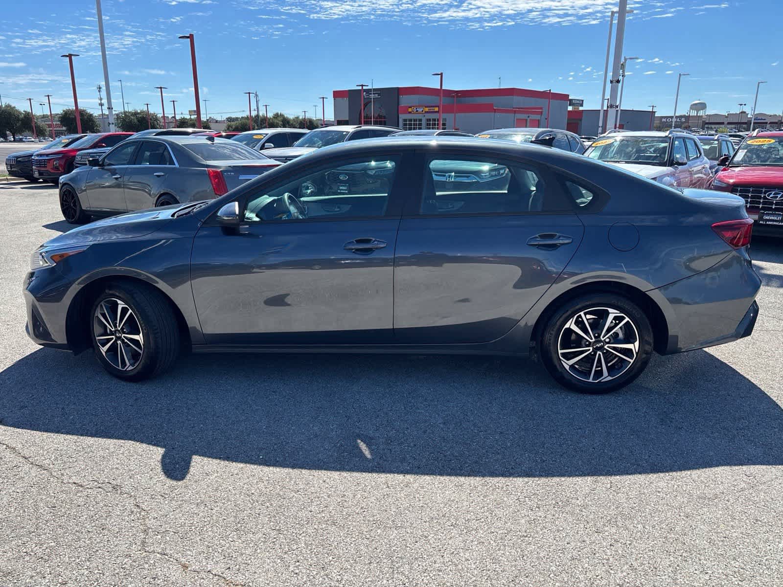 Used 2024 Kia Forte LXS w/ LXS Technology Package FWD image 9