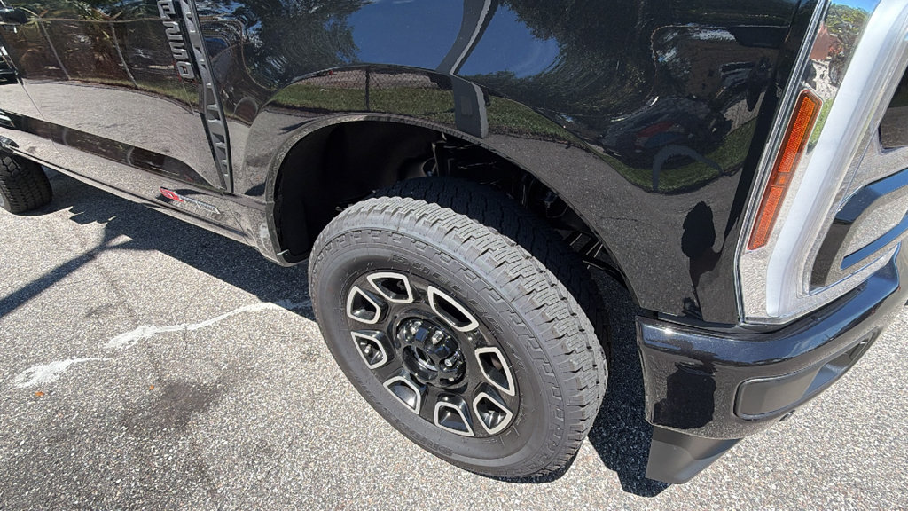 Used 2026 Ford F250 Platinum AWD/4WD image 10