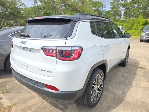 Used 2023 Jeep Compass Limited w/ Elite Group image 5