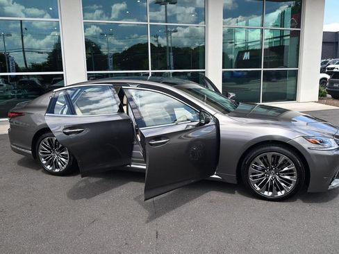 Used 2018 Lexus LS 500 AWD w/ Luxury Package image 33