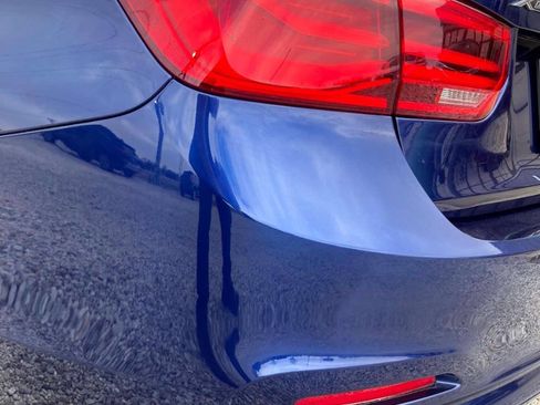 Used 2018 BMW 320i xDrive Sedan image 12