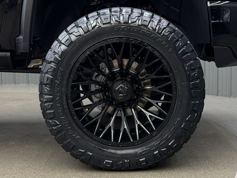 Used 2026 Chevrolet Silverado 2500 High Country w/ High Country Premium Package AWD/4WD image 9