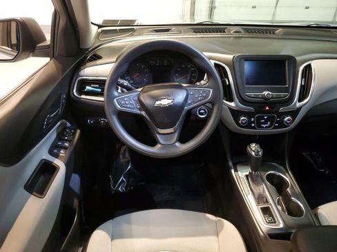 Used 2020 Chevrolet Equinox LS w/ LS Convenience Package image 14