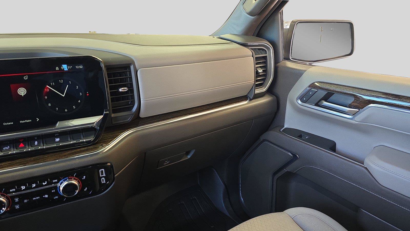 Used 2024 GMC Sierra 1500 SLE w/ LPO, GMC Protection Package AWD/4WD image 22