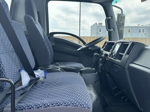 New 2024 Chevrolet Low Cab Forward image 13