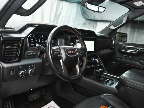 Used 2024 GMC Sierra 1500 AT4 w/ Technology Package image 23