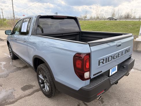 Used 2026 Honda Ridgeline Sport image 5