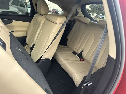 Used 2022 Acura MDX w/Advance Package image 16
