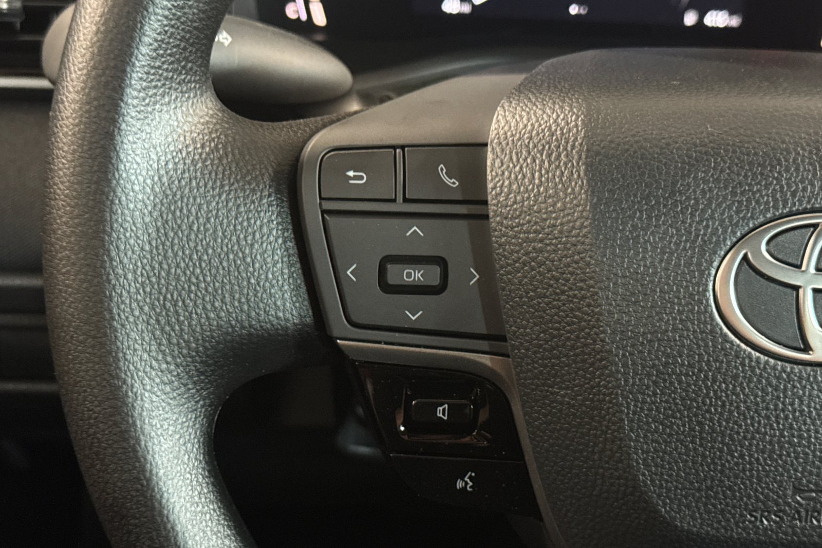 New 2026 Toyota Camry LE FWD image 28