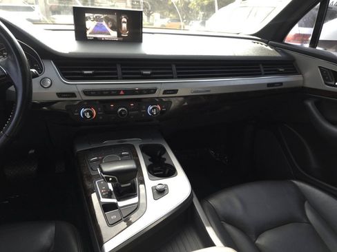 Used 2018 Audi Q7 2.0T Premium AWD/4WD image 41