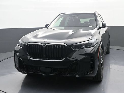 New 2026 BMW X5 sDrive40i w/ M Sport Package RWD image 1