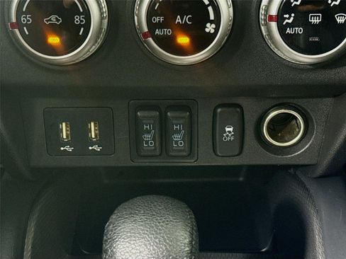 Used 2024 Mitsubishi Outlander Sport SE image 16