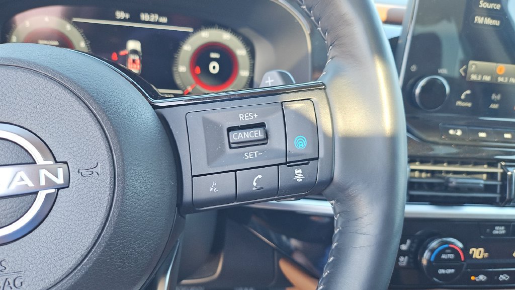 Certified 2025 Nissan Pathfinder Platinum AWD/4WD image 10