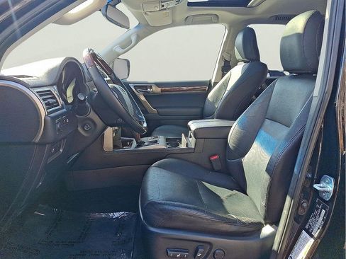 Used 2018 Lexus GX 460 Premium AWD/4WD image 14