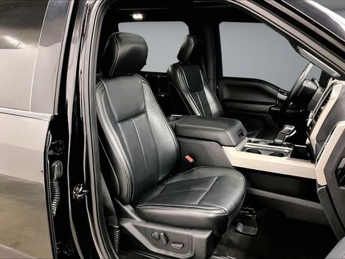 Used 2020 Ford F150 Lariat w/ Equipment Group 502A Luxury AWD/4WD image 30