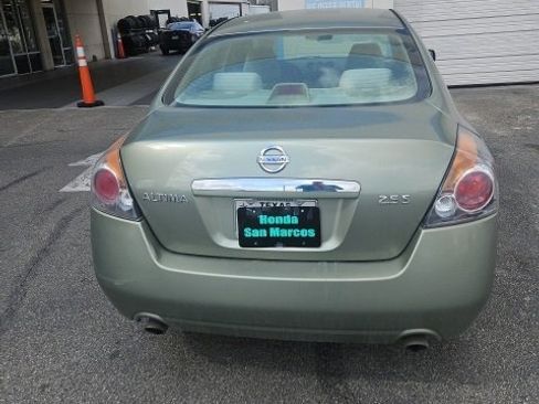 Used 2008 Nissan Altima 2.5 S w/ Convenience Pkg image 6