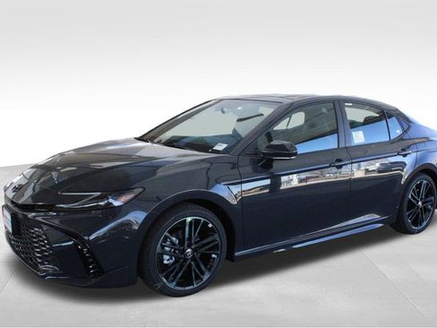 New 2026 Toyota Camry XSE FWD image 8