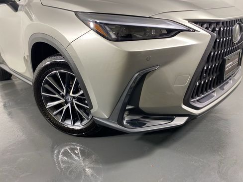 Certified 2026 Lexus NX 350h FWD w/ Premium image 3