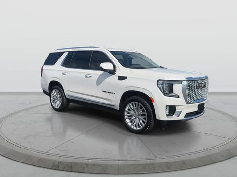 Used 2023 GMC Yukon Denali AWD/4WD image 2