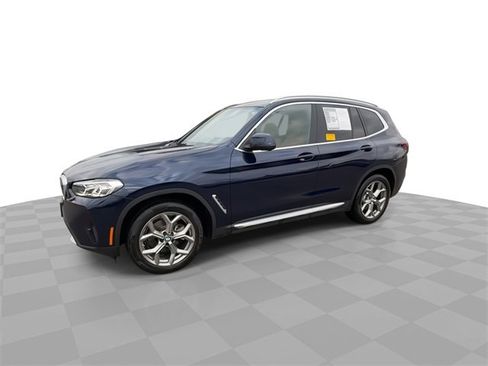 Used 2022 BMW X3 xDrive30i w/ Premium Package 2 image 4