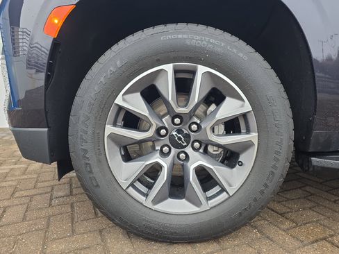 Used 2024 Chevrolet Tahoe LS image 11