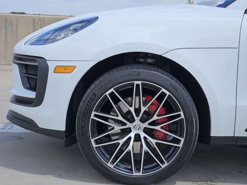 Used 2023 Porsche Macan S image 13