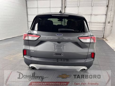 Used 2022 Ford Escape SE w/ Convenience Package FWD image 6