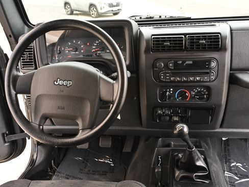 Used 2005 Jeep Wrangler Sport AWD/4WD image 19