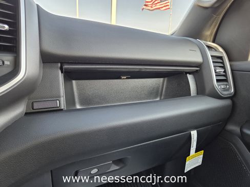 New 2026 RAM 1500 Lone Star image 32