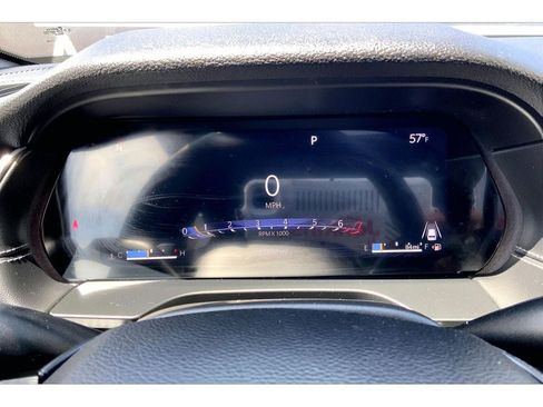 Used 2024 Jeep Grand Cherokee L Altitude AWD/4WD image 22